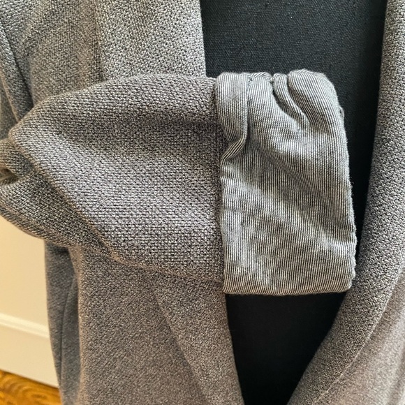 Grey women’s blazer - Picture 3 of 5